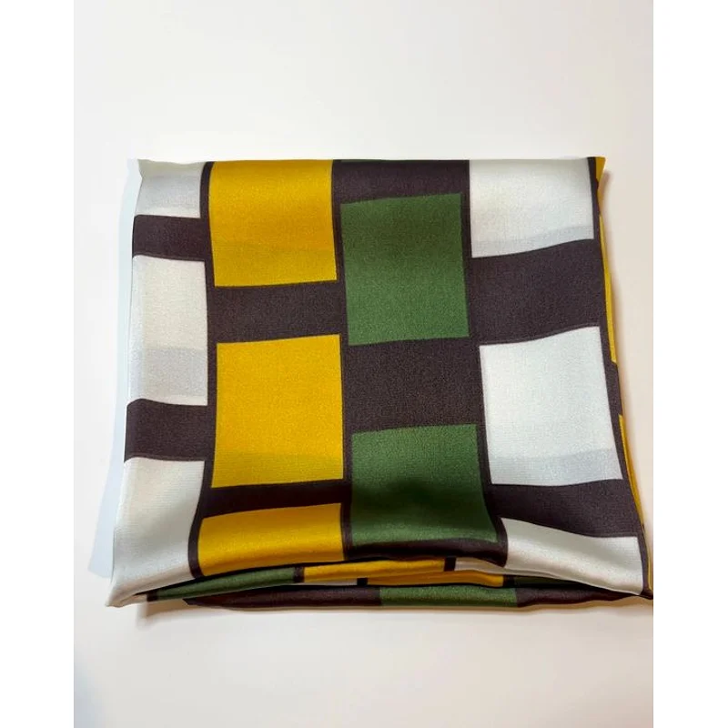 Foulard satiné à blocs de couleurs 