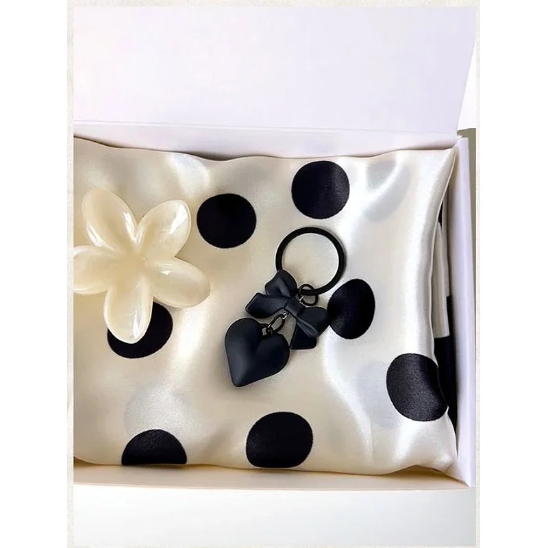 Coffret à pois