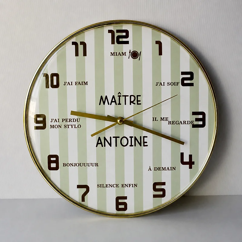 Horloge personnalisée complète 