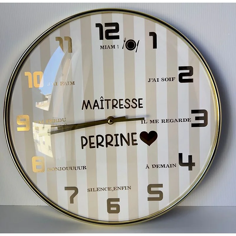 Horloge personnalisée complète 